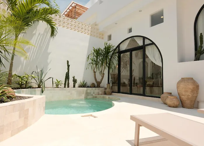 Villa Casa Cherish 2 Bedroom Pool *