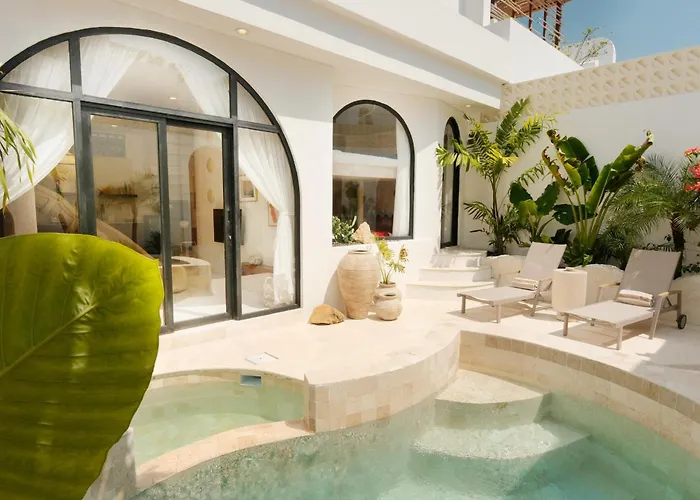 Casa Cherish 2 Bedroom Pool