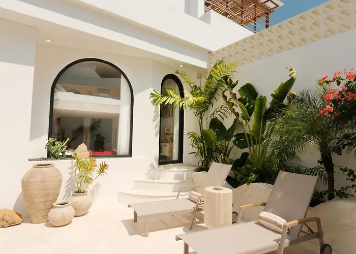 Casa Cherish 2 Bedroom Pool *